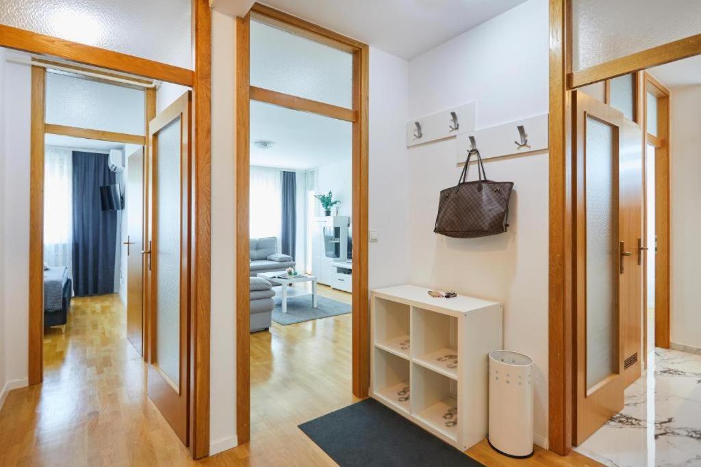 Apartment Madral Загреб Екстериор снимка